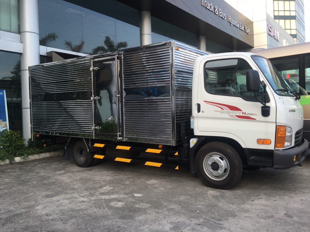 Xe tải New Mighty N250SL