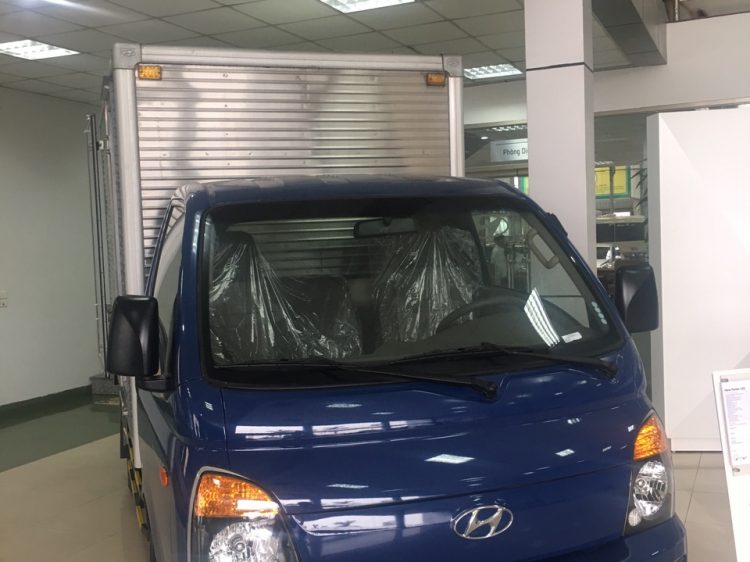 Hyundai xe tải 1.5 tấn H150 Porter – thùng bạt 2020