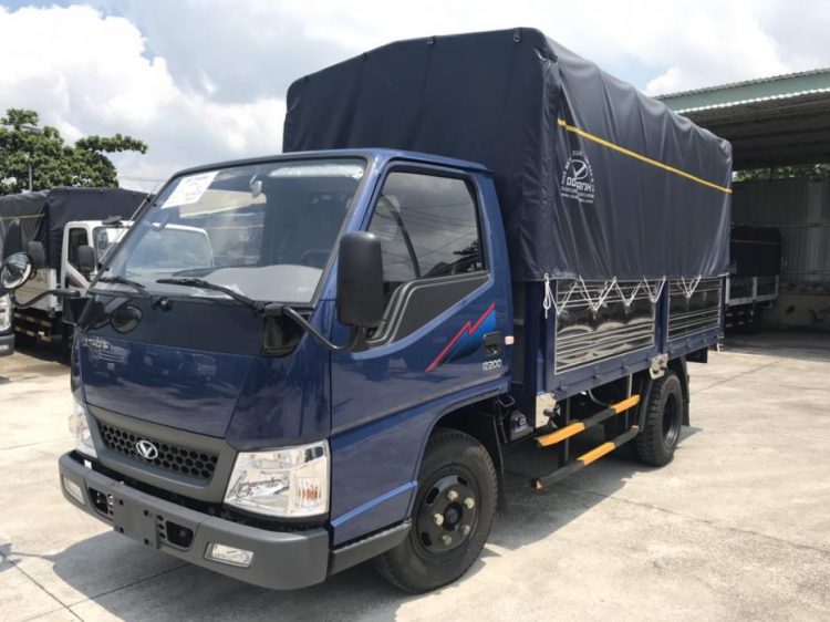 xe tải 1990kg thùng bạt 2022 đô thành iz250 dài 3m7