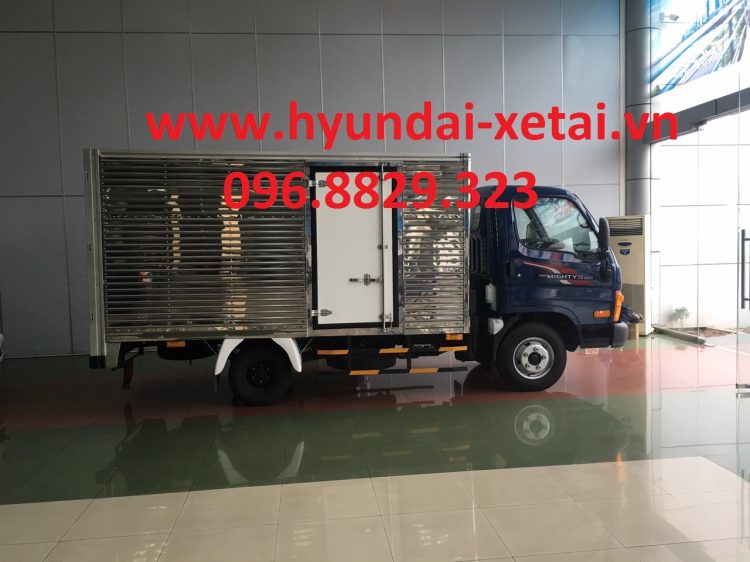 xe tải 2.1 tấn 2022 Hyundai New Mighty N250 thùng kín inox 3m6