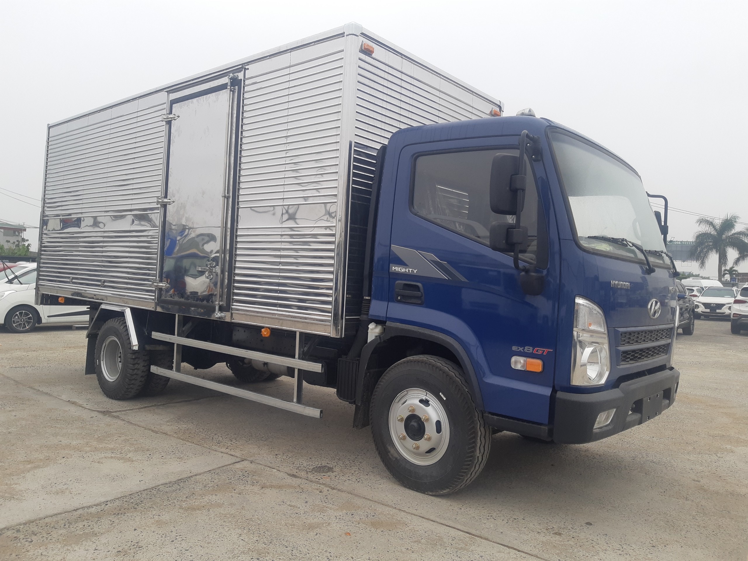 Hyundai 7 tấn thùng kín