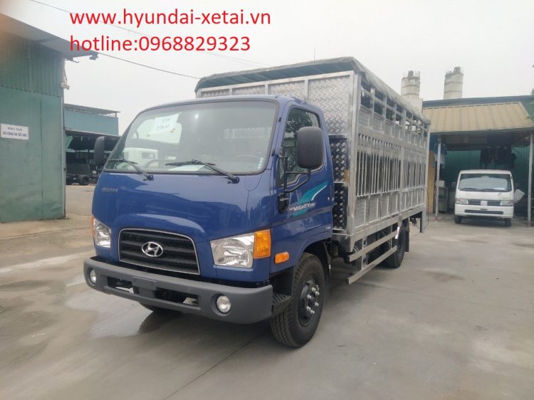 xe chở gia súc tải trọng 6.1 tấn Hyundai New Mighty 110SP