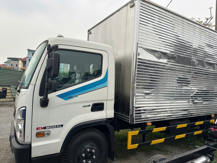 Xe Tải 5 Tấn Hyundai EX900XL thùng 6m3 ERO5 2026